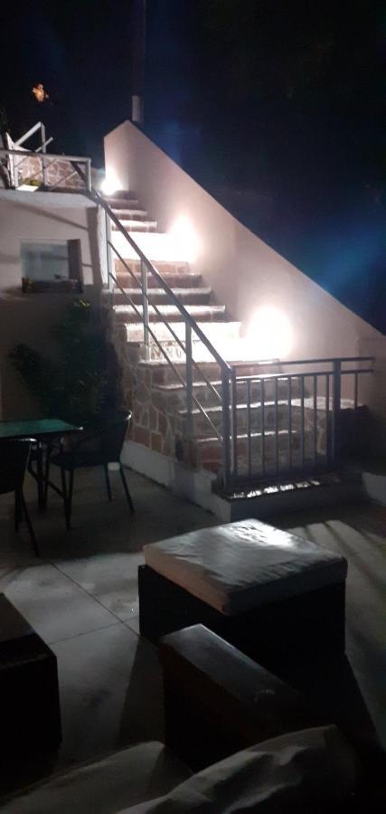 George Poros Houseヴィラ エクステリア 写真