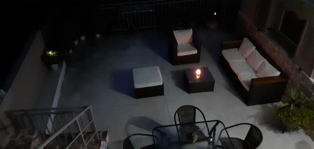 George Poros Houseヴィラ エクステリア 写真